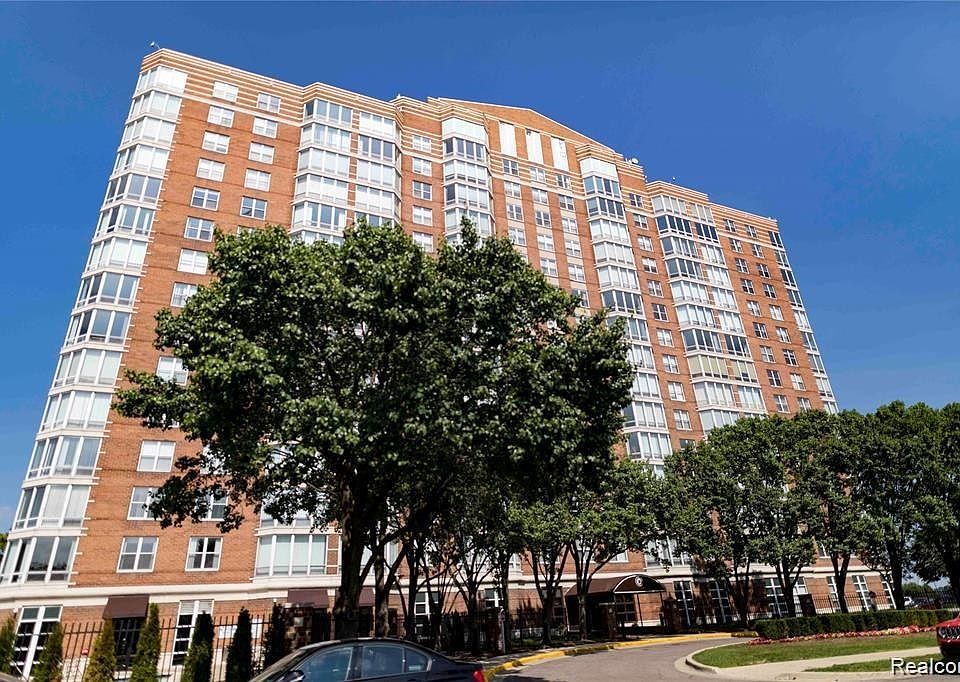 1st image of 250 E Harbortown Dr #63/701-701