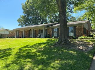 802 Santa Rosa Dr, Vicksburg, MS 39180