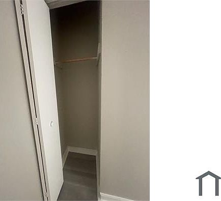 5th image of 6930 S Clyde Ave #205