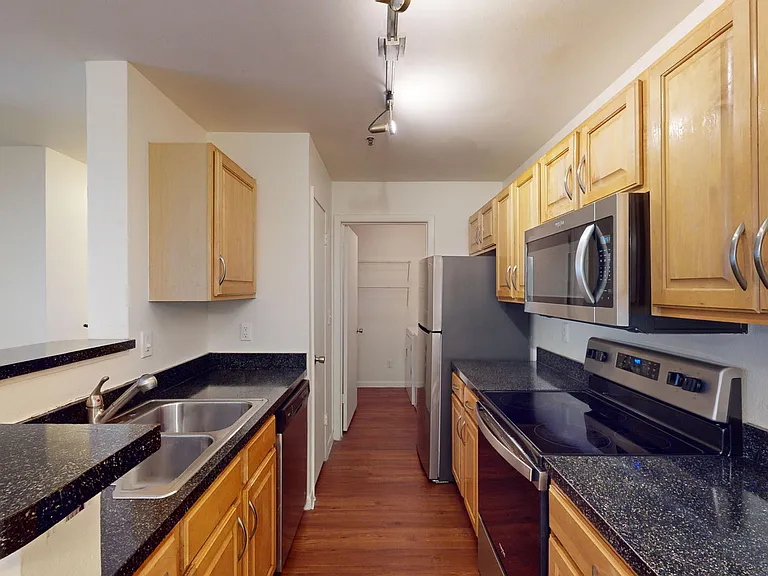 Los Altos at Altamonte Springs — Photo 40