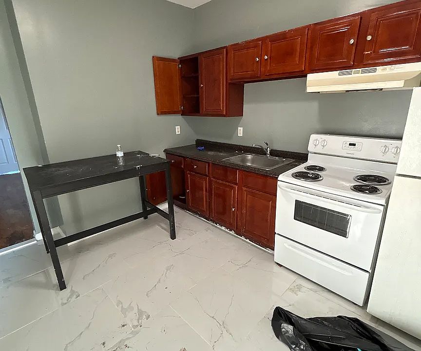1st image of 334 Fulton St #6C