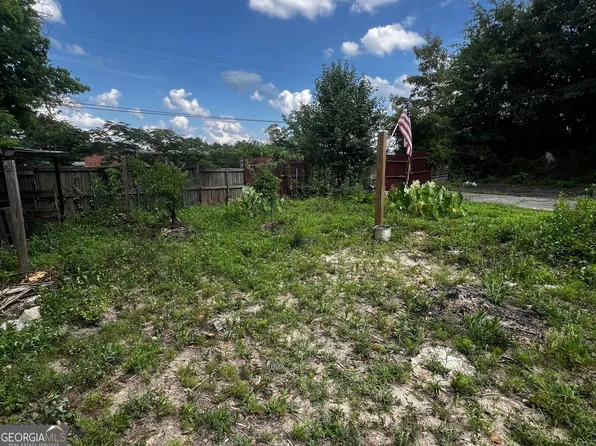 2879 Hollis Rd, Macon, GA 31206