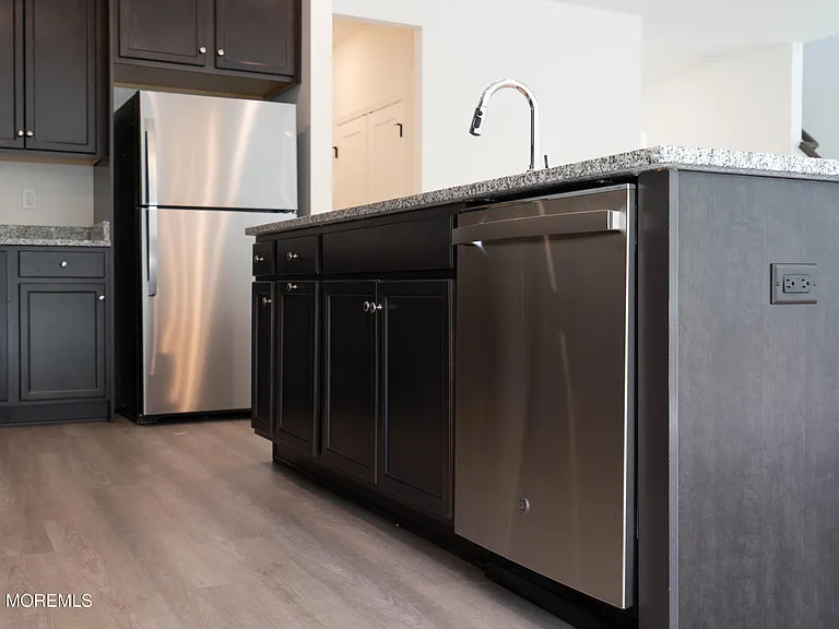 301 Holland Dr — Photo 17
