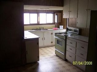 696 NE Franklin Ave, Chehalis, WA 98532