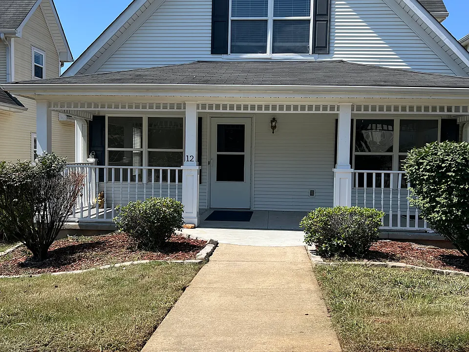 12 Fleming St
