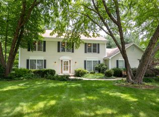 1291 Acorn Ct, Dundee, IL 60118