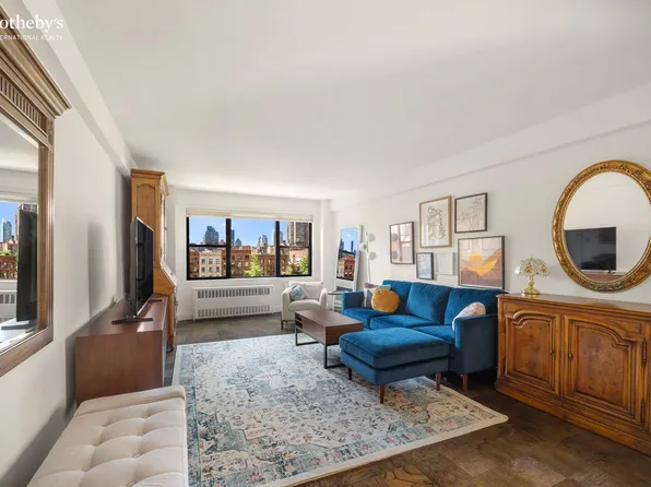 333 East 55th Street image 1 of 16