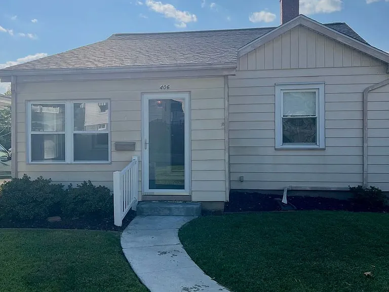 406 Wills Ave — Photo 2