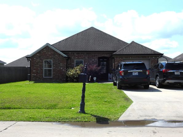 107 Essence Ave