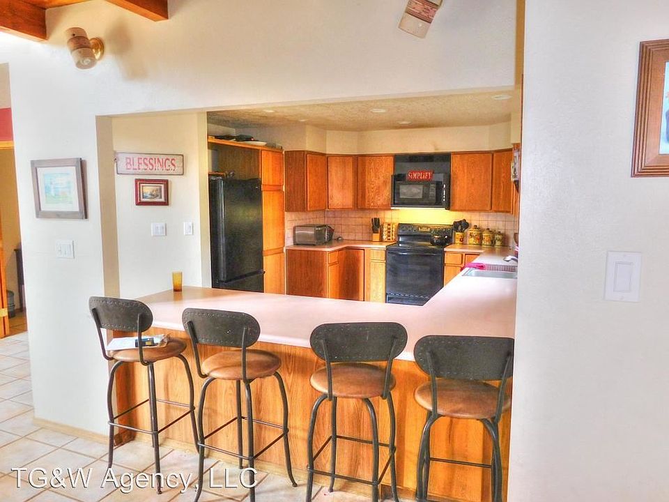 1st image of 26 Autumnwood Ct