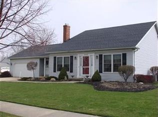 5142 Stevenson St, Richmond Heights, OH 44143