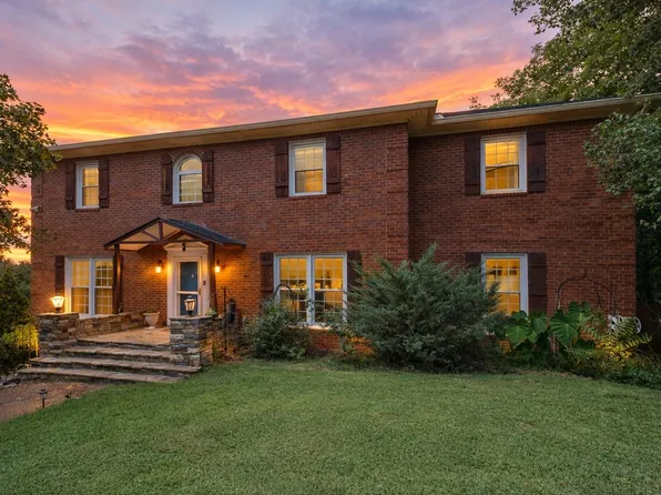 6120 Stillmeadow Dr, Nashville, TN 37211