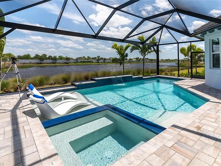 8754 Calypso Ct — Photo 1