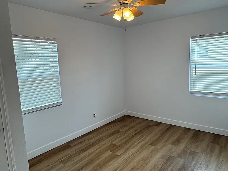 2229 Obama Blvd — Photo 18