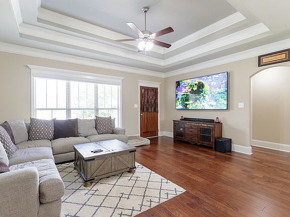 5th image of 4050 McKenzie Ln