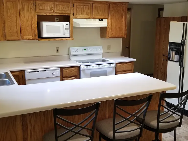 2599 N Fox Hill Rd — Photo 14