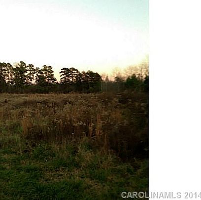 1st image of 2985 Court Dr