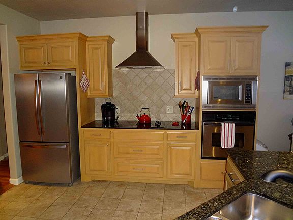4th image of 3706 S Fountain View Dr