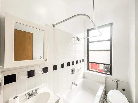 Rented by Keller Williams NYC | media 6