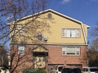 4 McCabe Ct, Little Ferry, NJ 07643