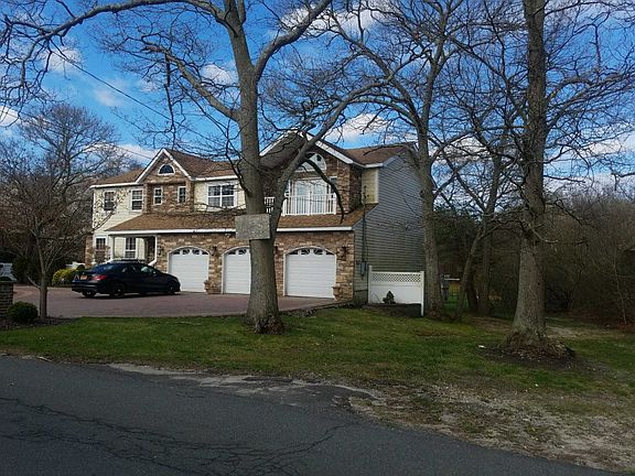 2nd image of 52 Gray Ave