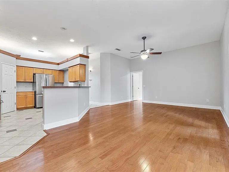 2313 NW 93rd St — Photo 15