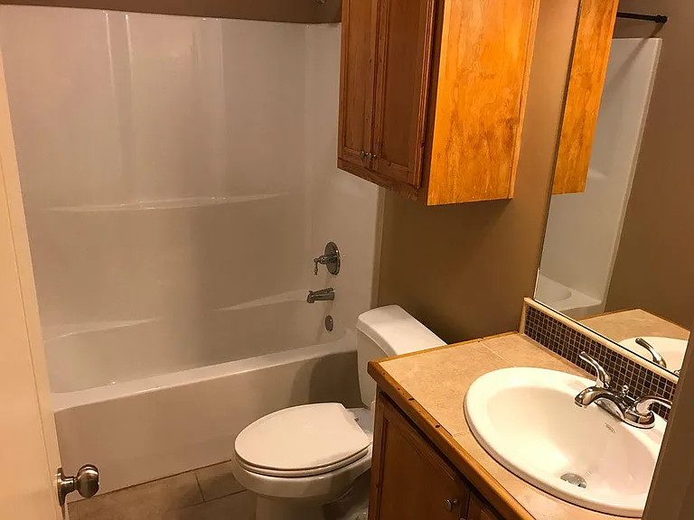 945 Lillian Michel Dr — Photo 3