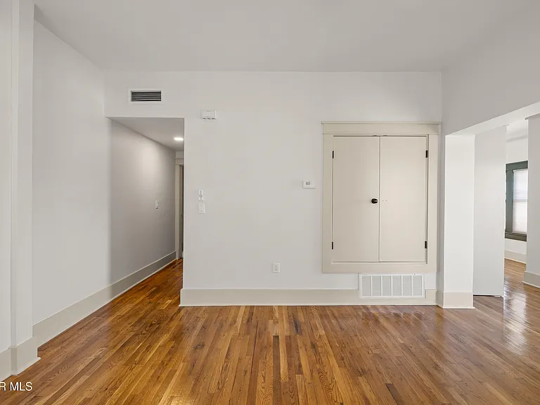 914 W Yandell Dr #2B — Photo 17