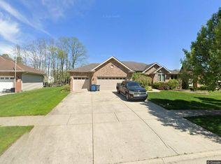 1140 Doe Path Ln, Crown Point, IN 46307