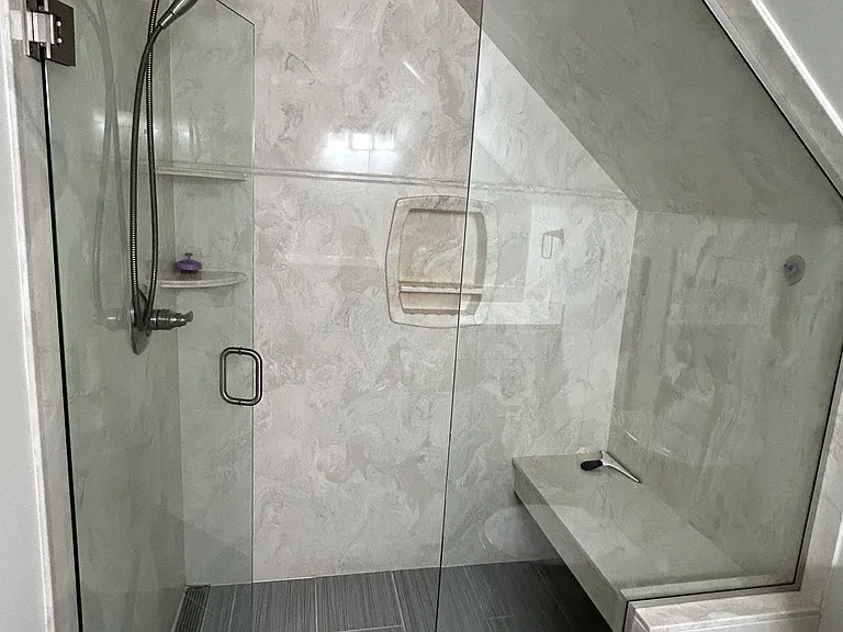 311 Catalpa Dr — Photo 1