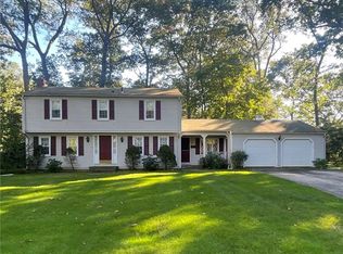455 Red Chimney Dr, Warwick, RI 02886