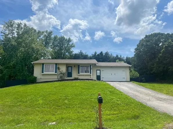 424 Glen Echo Dr, De Soto, MO 63020