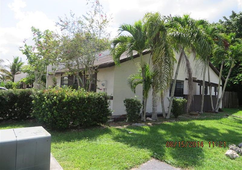 1st image of 1414 Yellowthroat St