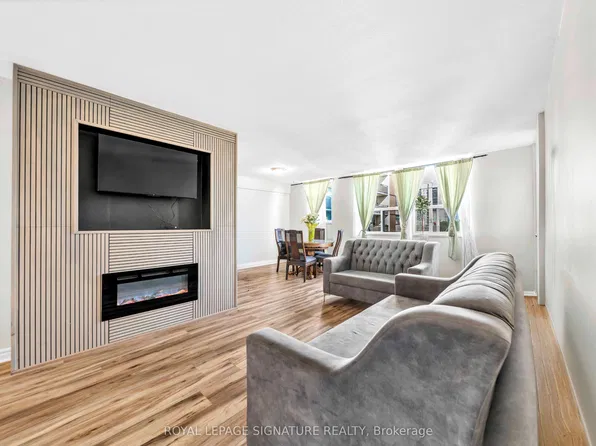 5 Frith Rd #402, Toronto, ON M3N 2L5