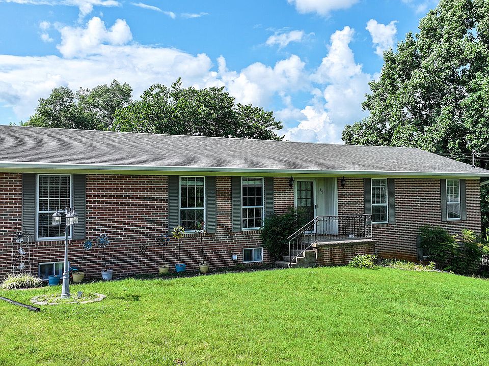 1st image of 406 Oriole Dr