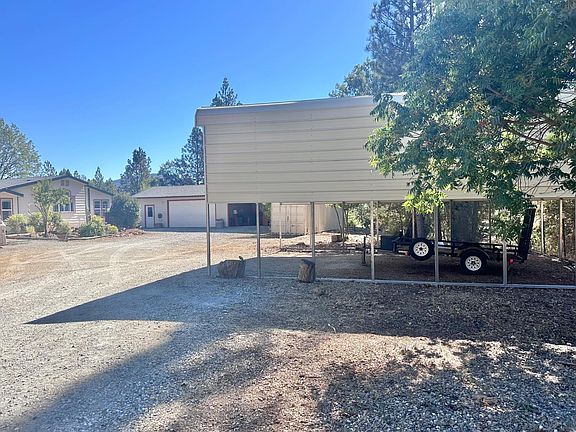 2nd image of 5137 Stagecoach Hill Rd