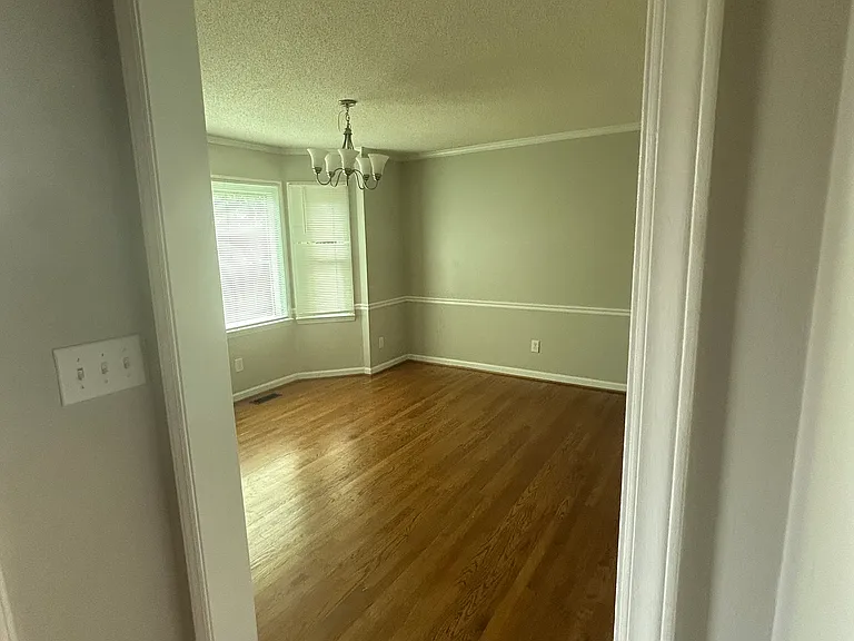 3325 Lake Woodard Dr — Photo 8