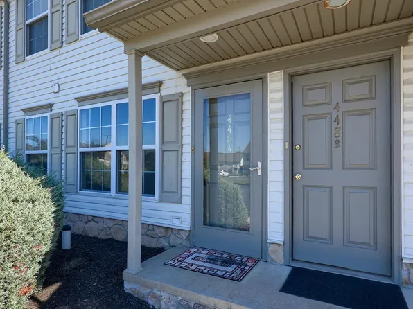 448 Buttonwood Ln #448A, York, PA 17406