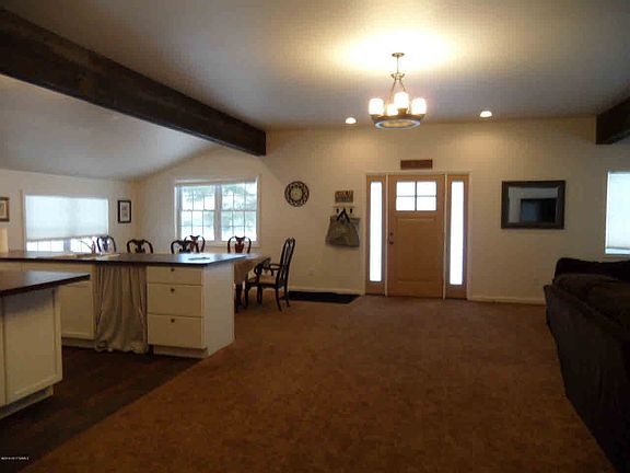 3rd image of 495 Atateka Dr