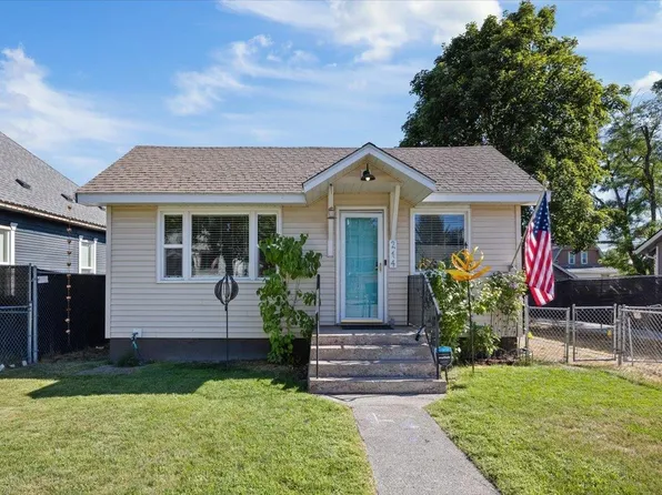214 E Courtland Ave, Spokane, WA 99207