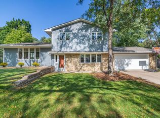 4225 Quaker Ln N, Plymouth, MN 55441