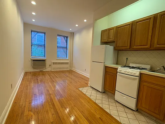 Rented by J & L Holding Corporation | media 11