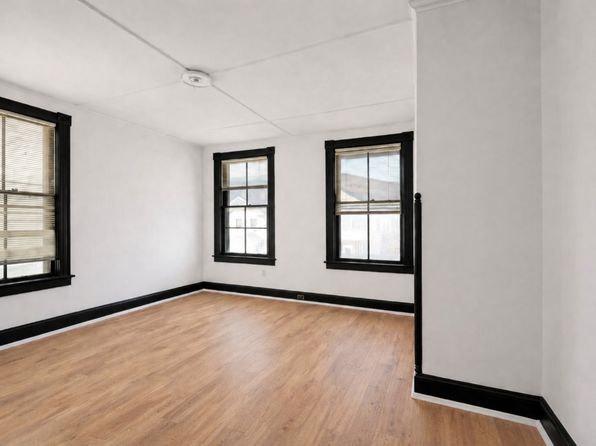86 W Main St #2