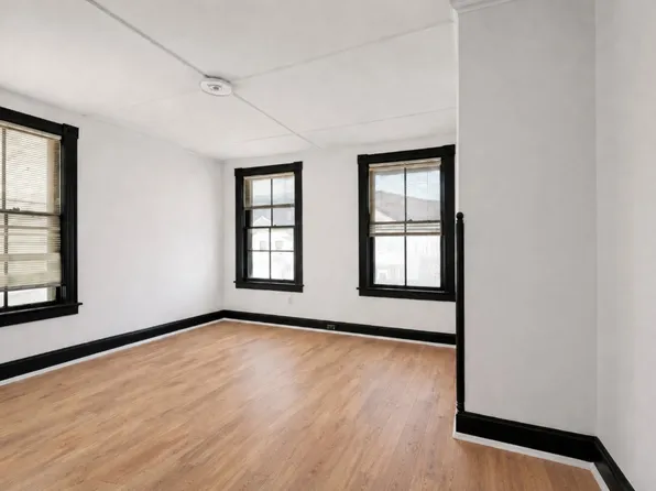 86 W Main St #2, North Adams, MA 01247