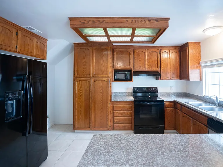 32270 Mercury Way — Photo 6