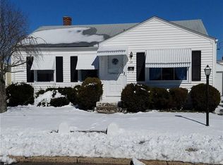 28 Marconi St, Pawtucket, RI 02860