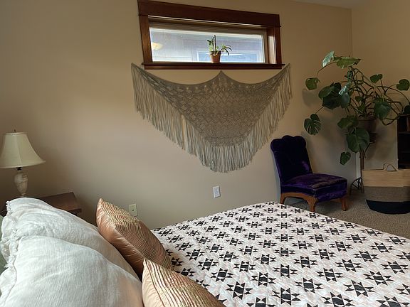 4th image of 456 Park Ridge Pl