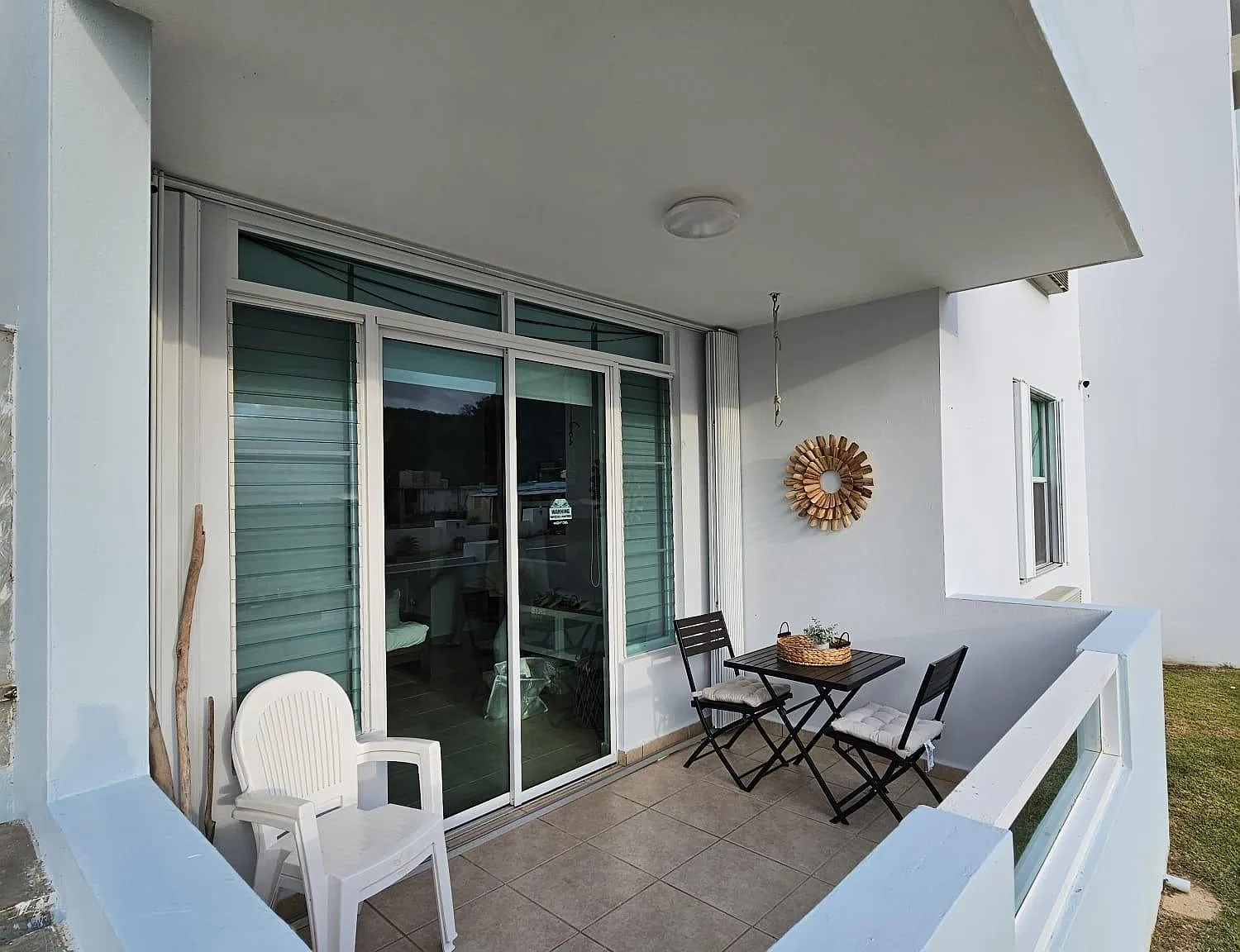 Seaside Court Apartments (Condominio) — Photo 4
