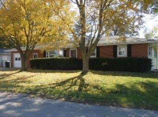 104 E Grant St, Creston, IL 60113