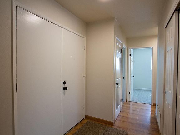 4th image of 6232 Carl Sandburg Cir